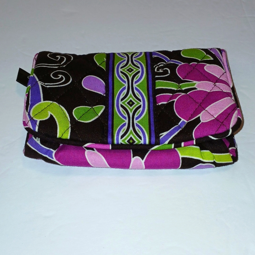Vera Bradley Taxi Wallet..NWT